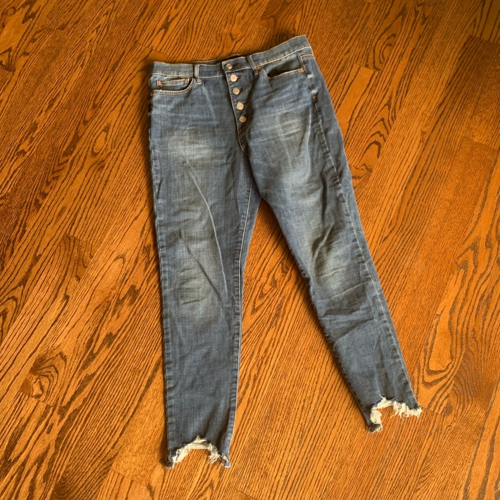 Button fly size 30 GAP skinny jeans